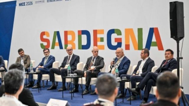 Turismo: MICE 2026, assessore Cuccureddu: “Il turismo congressuale è strategico per la destagionalizzazione”. A Cagliari +17% di posti sui voli nella winter season