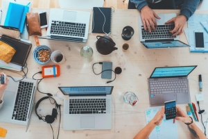 Sardi sempre pi&ugrave; stressati a causa del lavoro, +133,9% nel 2023, +96,2% nei primi 4 mesi del 2024
