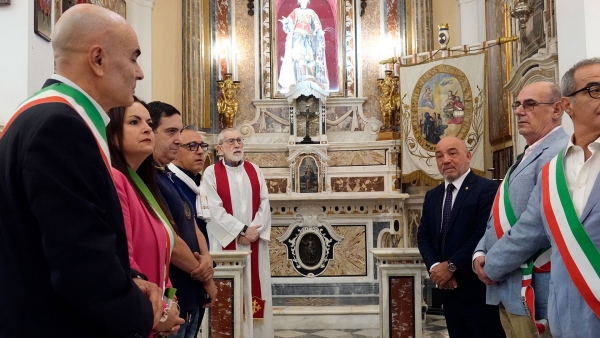 Turismo, inaugurato il cammino di Sant'Efisio