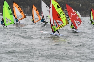 Nel fine settimana al windsurfing Club Cagliari la regata nazionale Windsurfer