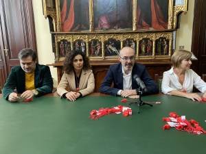 Un fischietto rosso per dire basta alla violenza di genere