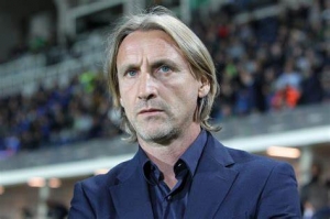 Davide Nicola, l'uomo salvezza lascia Cagliari a testa alta