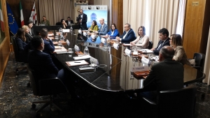 Al via la prima riunione della Giunta Todde