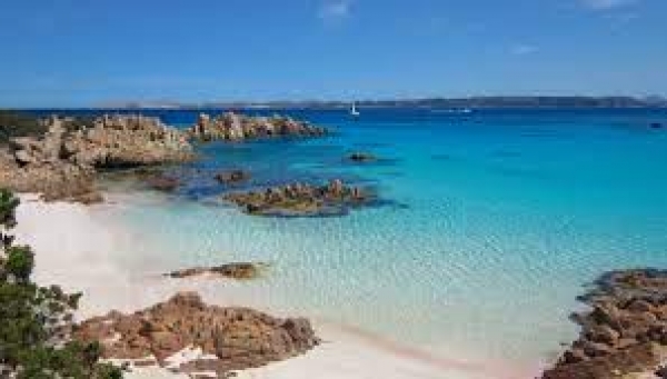 Turismo, &ldquo;Cond&eacute; nast reader choice awards&rdquo;. La Sardegna votata come Isola europea pi&ugrave; gradita