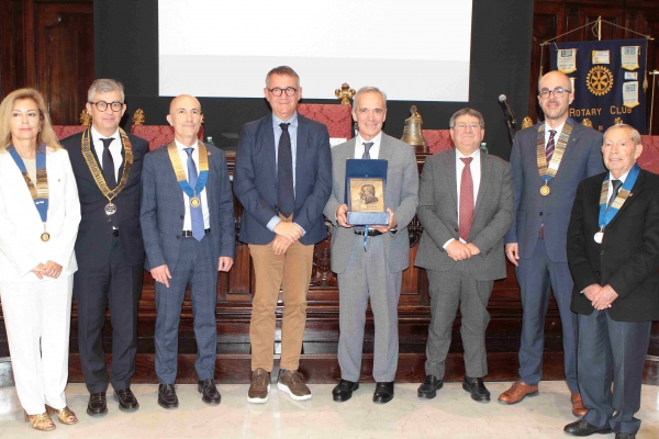 Heineken riceve il Premio La Marmora 2024: riconosciuto l'impegno di Ichnusa per la valorizzazione della Sardegna (e dei suoi valori) in tutto mondo