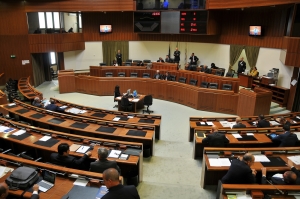 Finanziaria, 8 milioni per il primo studio sullo stato delle scuole. Il presidente Solinas: &ldquo;Misura lungimirante che risponde alle esigenze dei comuni e rende gli istituti luoghi pi&ugrave; sicuri&rdquo;