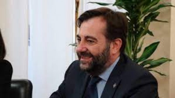 Trasporti, l'assessore Moro incontra gli operatori del porto di Cala Gonone