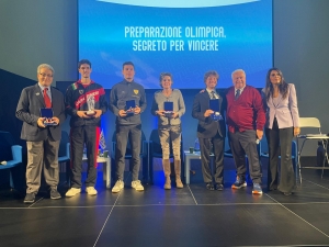 Viareggio. Da sinistra, Tonino Raffa, Stefano Oppo, Filippo Tortu, Margherita Zalaffi, Paolo Tonini, Gianfranco Coppola e Simona Rolandi