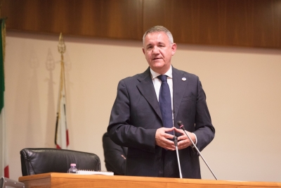 Il Presidente del Consiglio regionale scrive al Presidente dell' Empoli Calcio: &ldquo;Superare l&rsquo;incertezza, in vendita da subito i biglietti per i sardi. E&rsquo; una questione di rispetto per il popolo dei tifosi&rdquo;