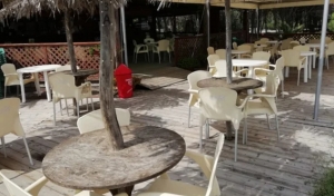 Chioschi e stabilimenti sulla spiaggia tutto l'anno: s&igrave; a met&agrave; della Consulta