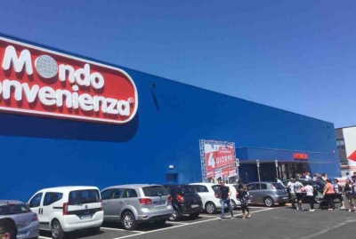 "Mobili difettosi e ritardi nelle consegne": pioggia di denunce in Sardegna, maxi sanzione a Mondo Convenienza