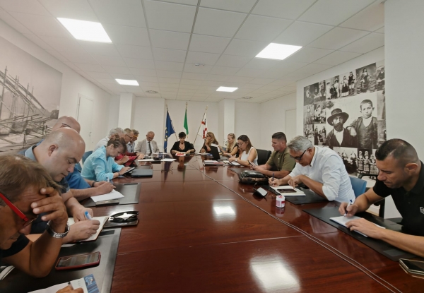 L'assessora Manca incontra i sindacati per le aree di crisi industriale complessa e Porto Canale