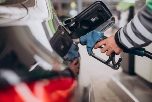 Carburanti alle stelle, gli agenti di commercio lanciano l&rsquo;allarme: &ldquo;Situazione drammatica, servono interventi urgenti&rdquo;