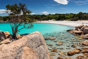 Luxury Real Estate, tra le 10 migliori location italiane dove investire c'&egrave; anche la Sardegna con la Costa Smeralda