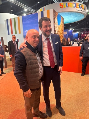 Il vicepresidente del Consiglio Matteo Salvini in visita allo stand Sardegna, apertura di nuovi mercati con il nuovo collegamento aereo da Cagliari a Dubai