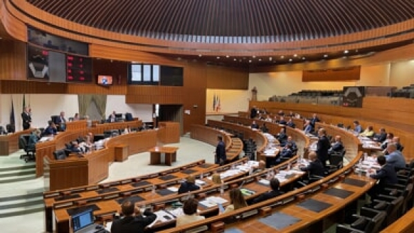 Il salario minimo regionale &egrave; legge