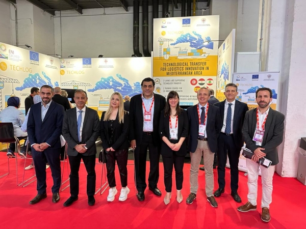 Trasporti via mare e logistica, gli specialisti dell&rsquo;Universit&agrave; di Cagliari a Barcellona