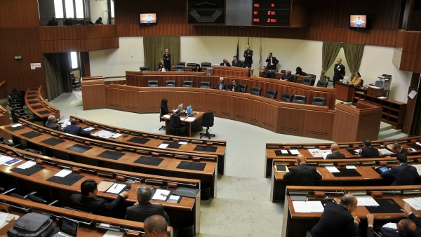 Via libera del consiglio alla finanziaria 23-25, il presidente Solinas: "Manovra coraggiosa e coerente con le reali necessit&agrave; della Sardegna"