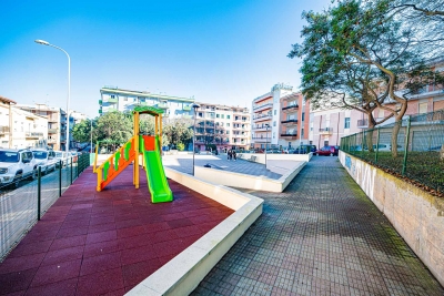 Cagliari, in piazza paese di Seui aperte nuove aree giochi e spazi per i cani