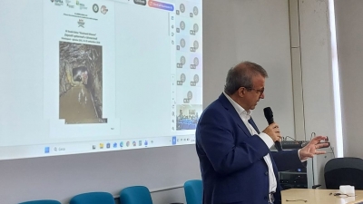 Monteponi, l&rsquo;assessore Cani all&rsquo;inaugurazione della Scuola Estiva sui giacimenti: &ldquo;Formazione e ricerca per trasformare il patrimonio minerario della Sardegna in opportunit&agrave; per il futuro&rdquo;