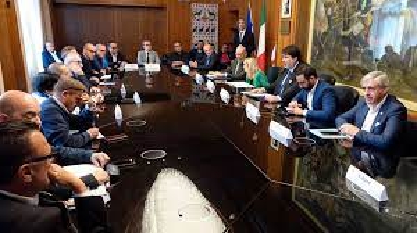 Sulcis, il presidente Solinas incontra i sindacati