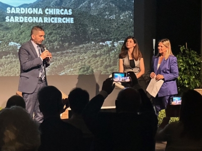 Cagliari. Per il ventesimo anniversario di Sardegna Ricerche, sul palco l'assessore regionale alla Programmazione, GiuseppeMeloni e il dg Maria Assunta Serra