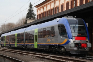 Festa di Sant'Efisio: 12 treni straordinari per raggiungere Cagliari il 1 maggio