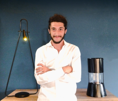 Gabriele Onnis tra i migliori designer under 35 all'ADI Museum di Milano con la sua lampada "green"Phos
